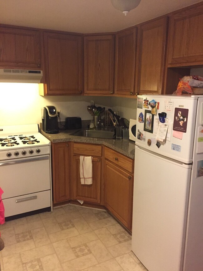 Building Photo - 1114 Spruce St