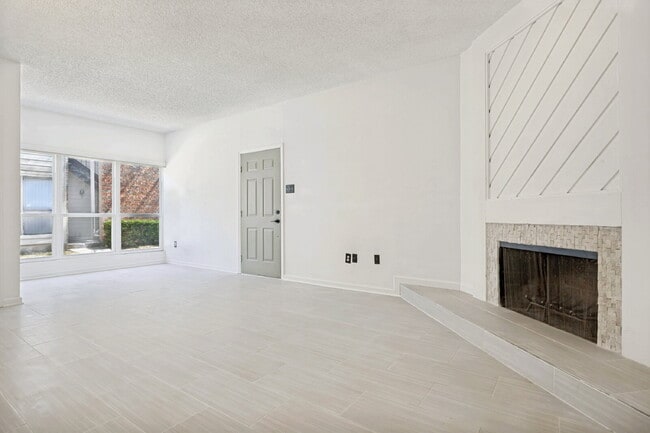 Building Photo - Spacious Dallas Condo with Unbeatable Storage, Private Patio & Carport