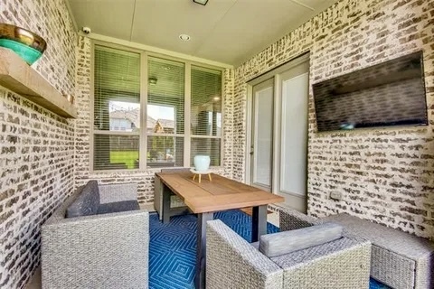 Building Photo - 2928 Hackberry Creek Trail