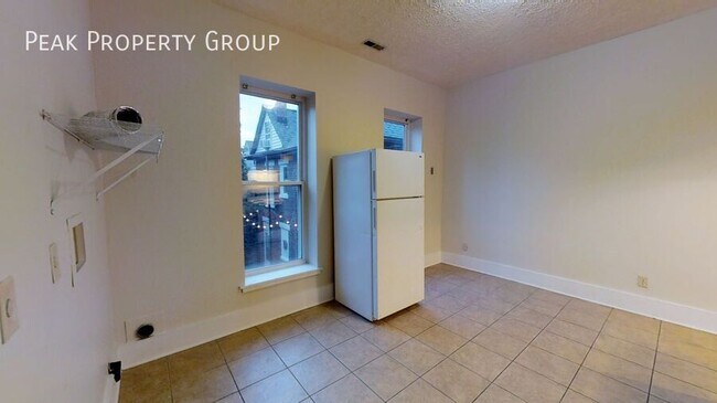 Building Photo - 45 1/2 Euclid Avenue-