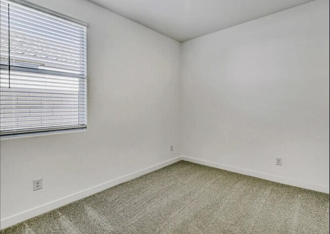 Building Photo - 15756 W Superior Ave