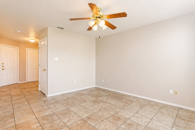 Building Photo - AVAILABLE NOW; APPLY AT OUR WEBSITE TODAY!!