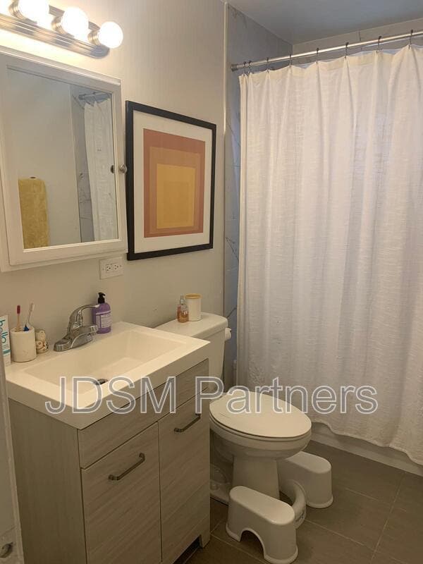 Building Photo - 1415 N Pearl St