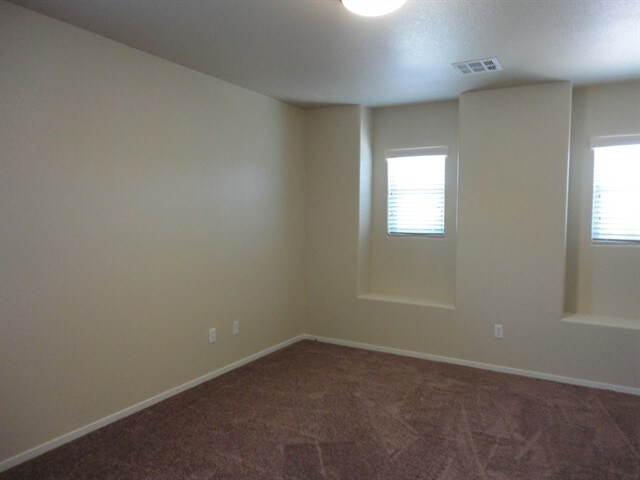 Building Photo - 8802 Salvestrin Point Ave