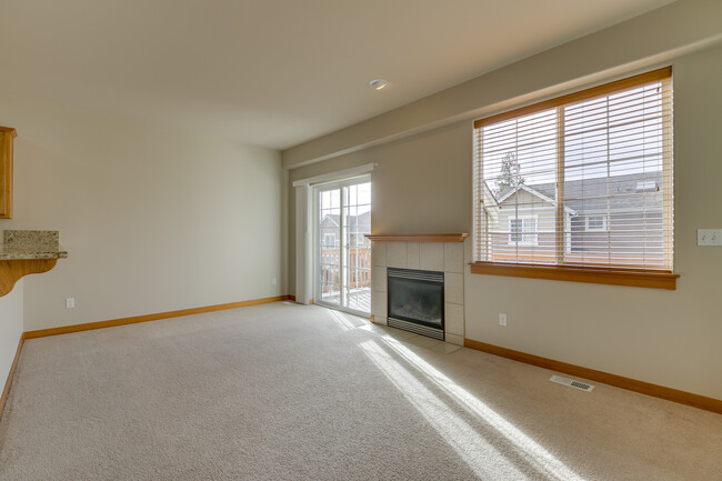 Building Photo - Beautiful Bothell Home For Rent!