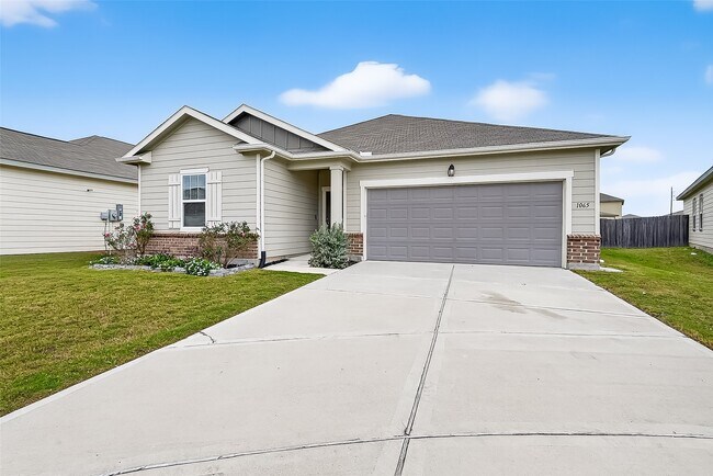 Building Photo - 1065 Long Bay Ct