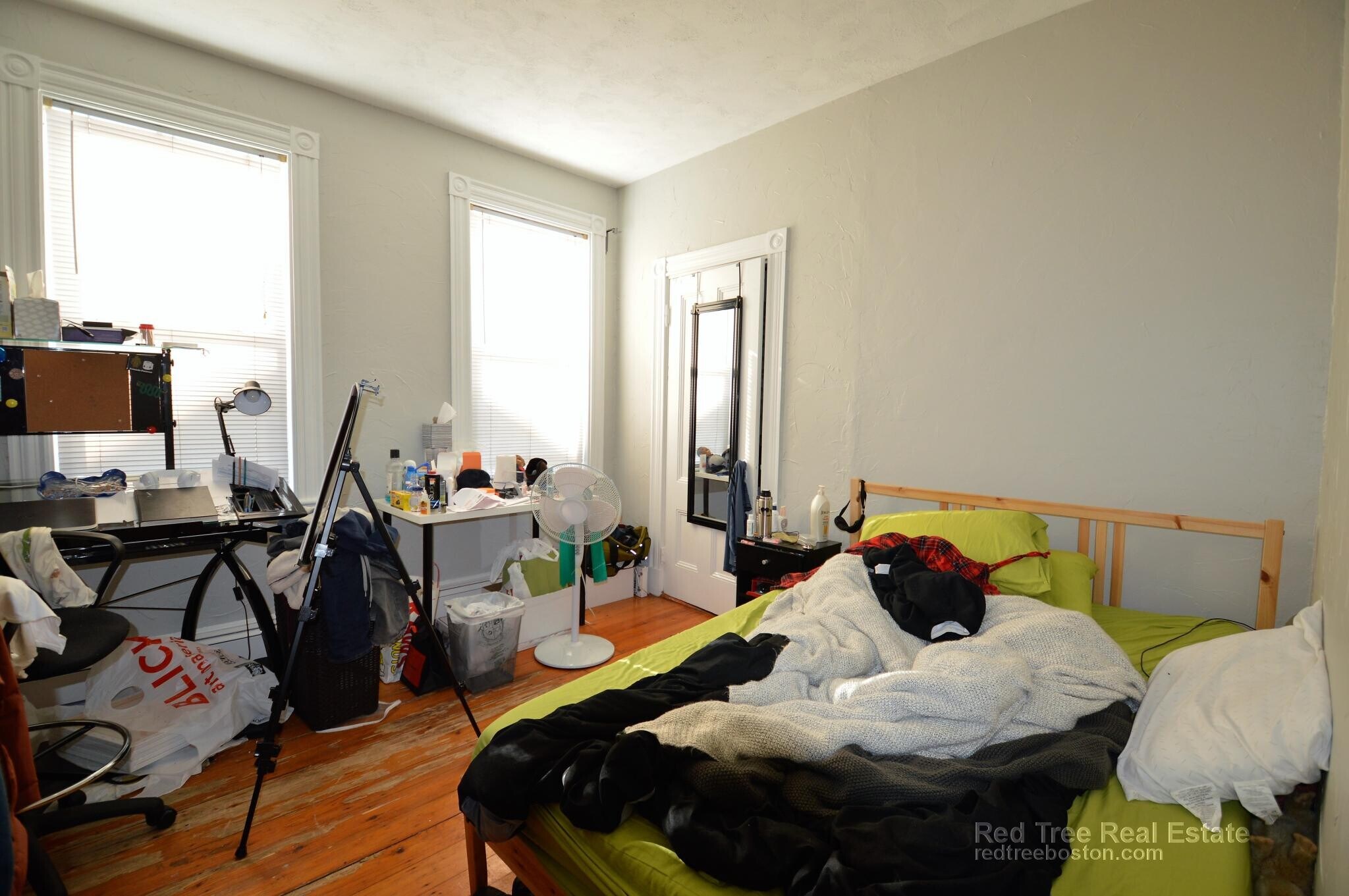 Building Photo - 17 Eldora St