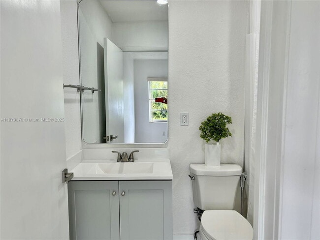 Building Photo - 12024 SW 110th St Cir E