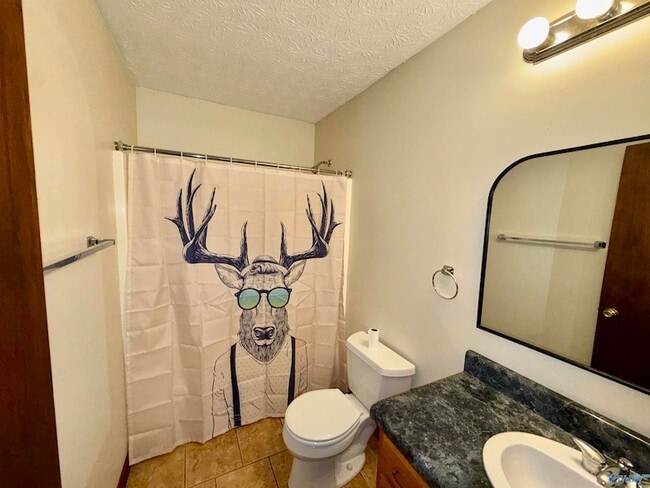 Building Photo - 412 Pearl St SW