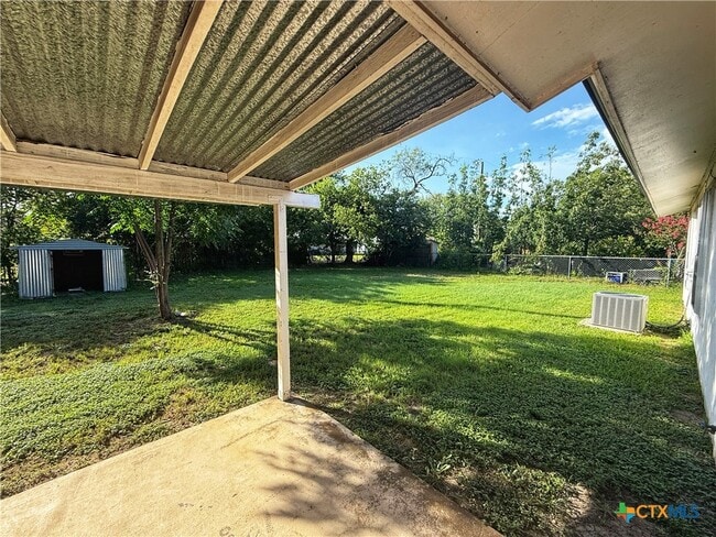 Building Photo - 1541 Cologne Dr