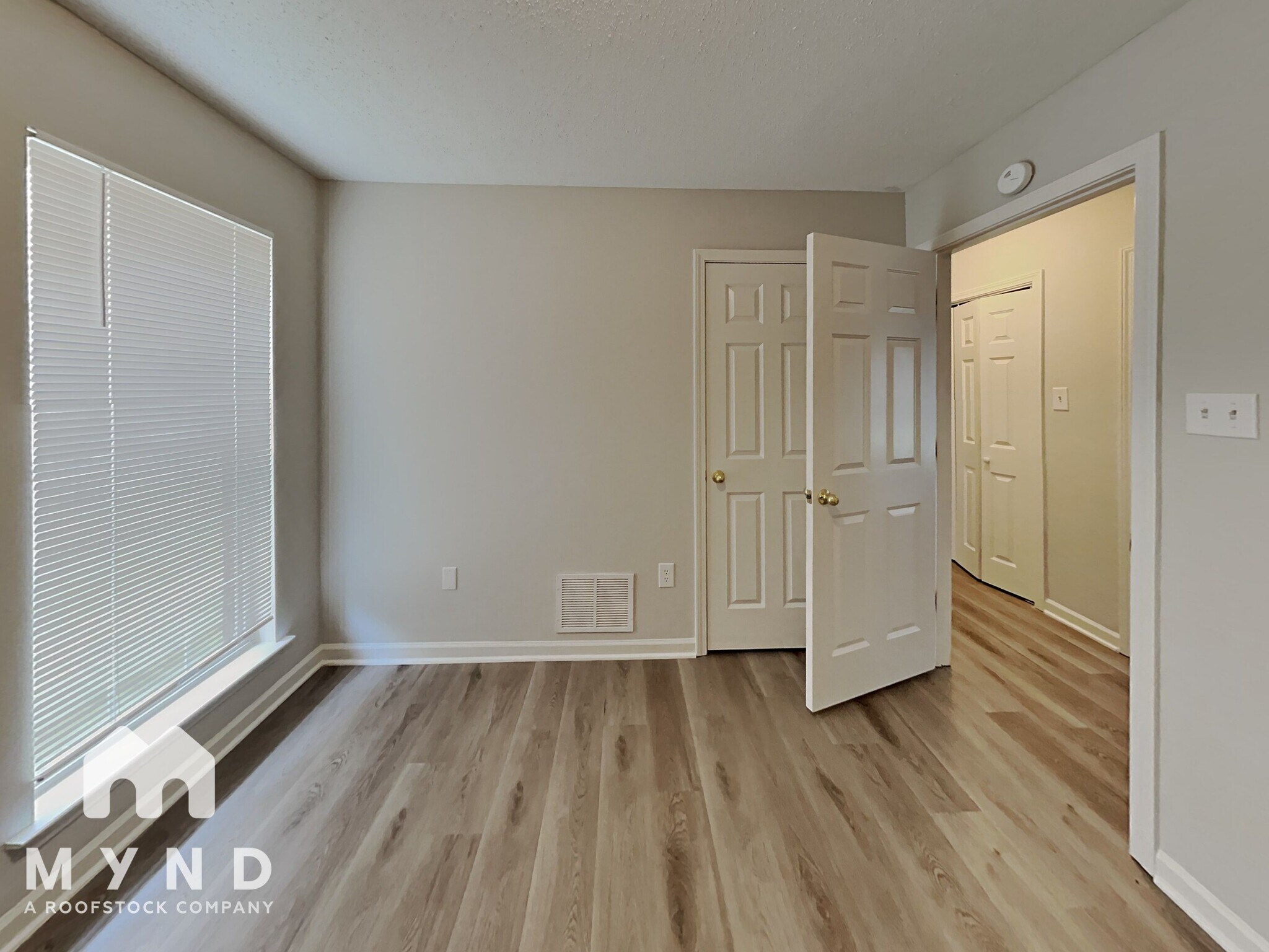 Building Photo - 5480 Kristy Ln