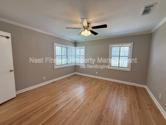 Building Photo - 1455 Riverbirch Ln