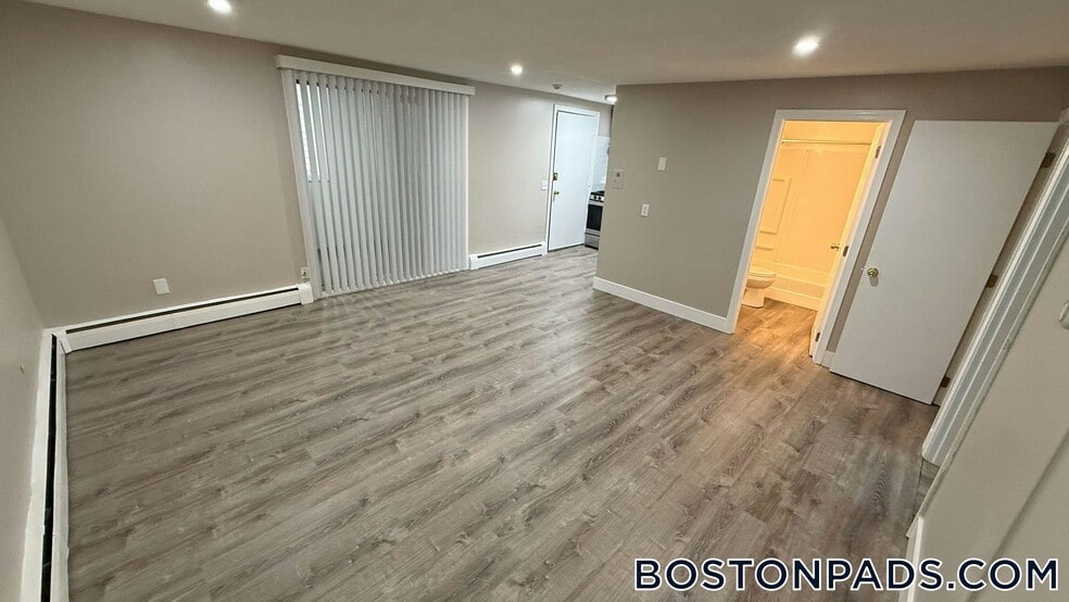 Building Photo - 3 Henry Terrace