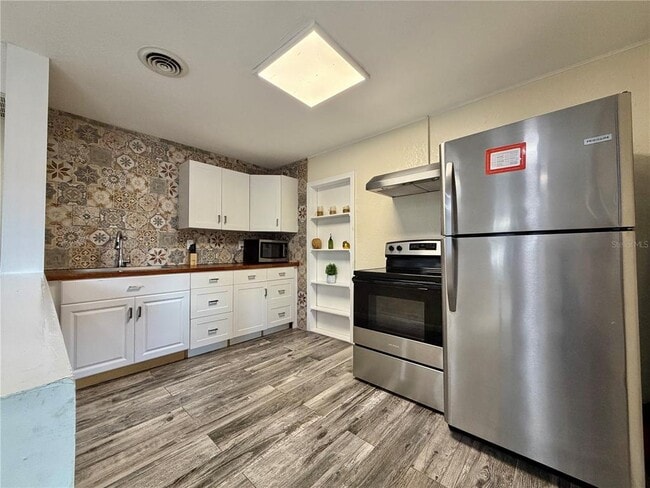 Building Photo - 3494 6th Ave N