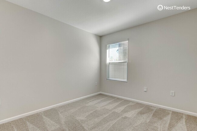 Building Photo - Like New In Nassau Crossing!