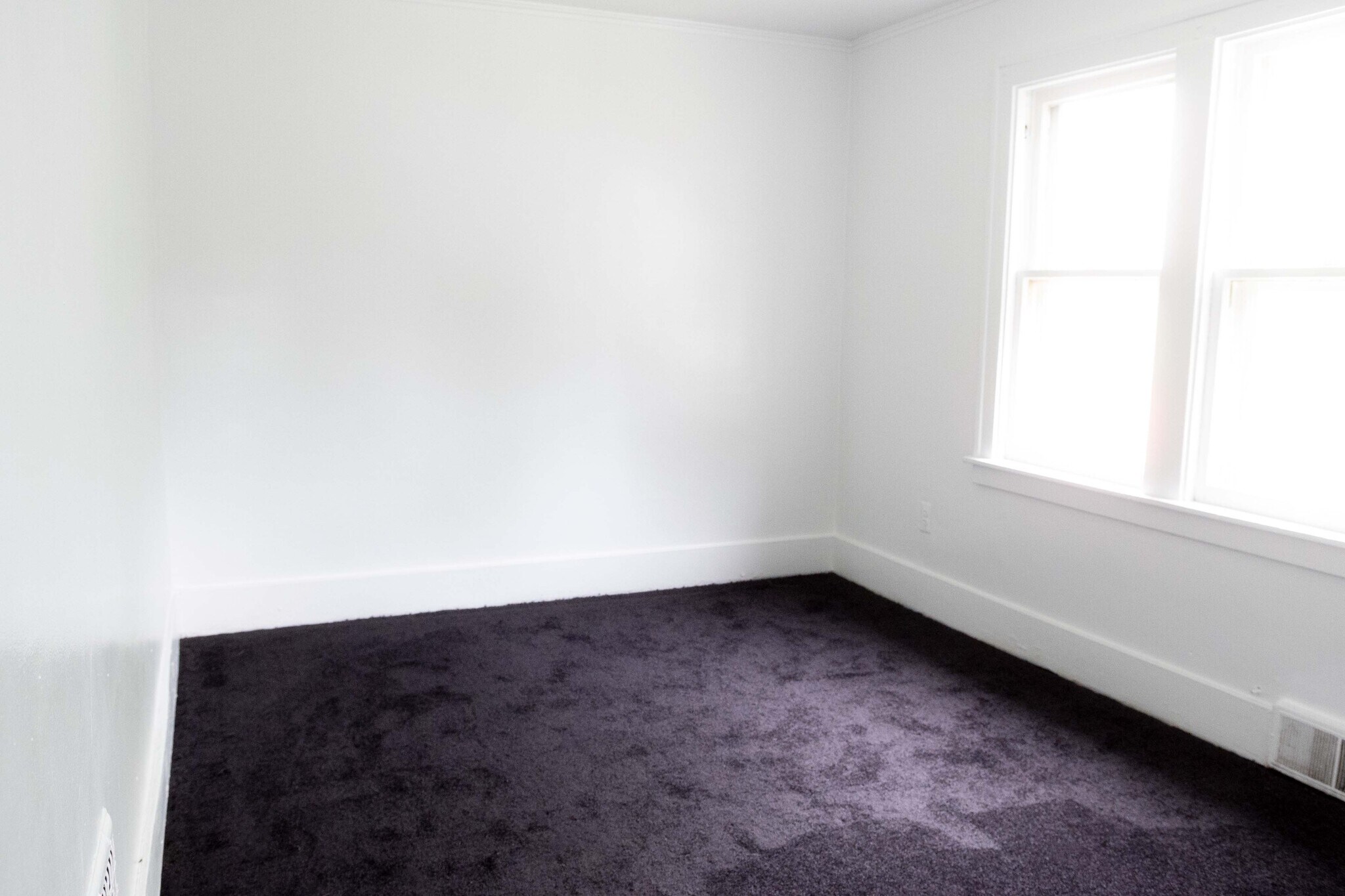 Bedroom - 15307 Biltmore St