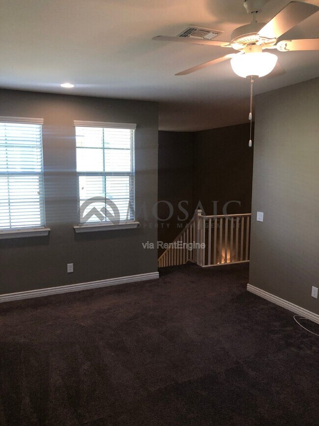 Building Photo - 3717 E Galveston St