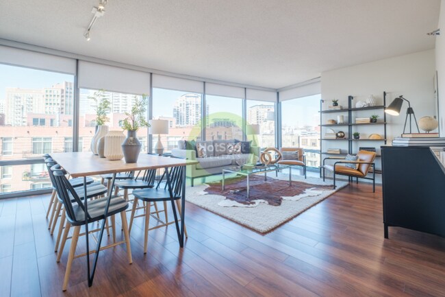 Primary Photo - 507 N Kingsbury St