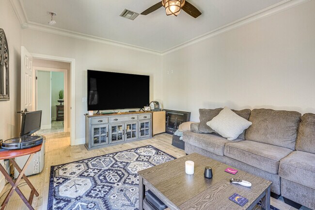 Building Photo - 2225 Corte Ananas