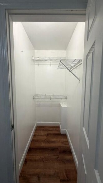 Building Photo - 67 Pomona Ave