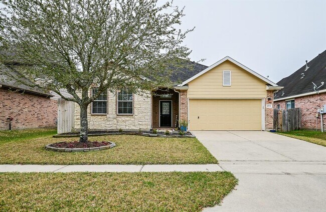 Building Photo - 4704 High Creek Ct