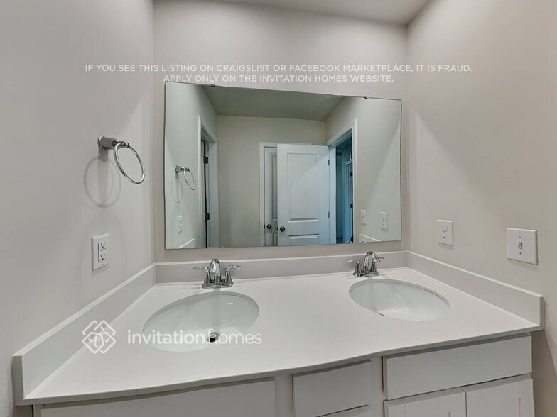 Building Photo - 2618 Brunson Ct