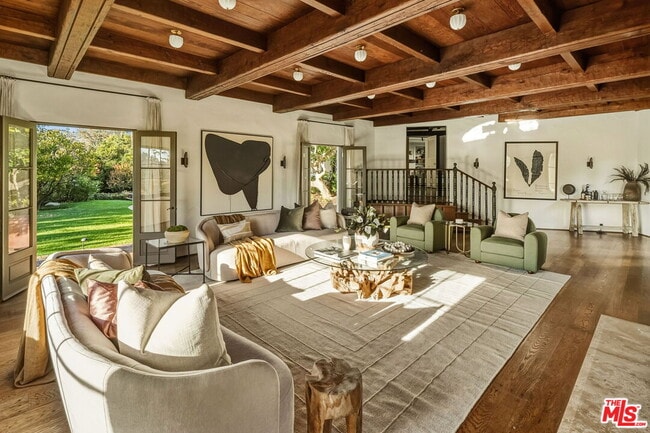 Building Photo - 1744 Reedvale Ln