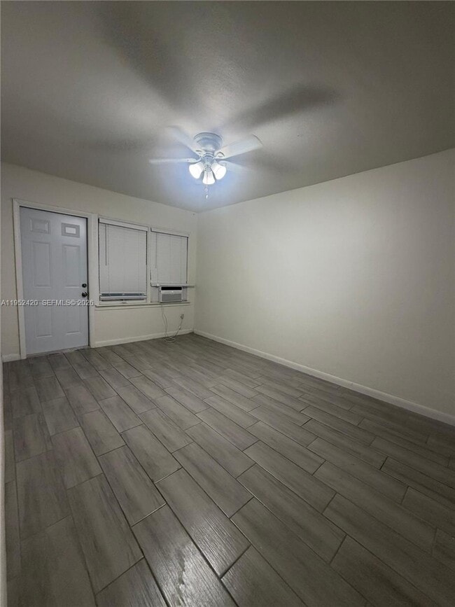 Building Photo - 1317 NW 2nd Ave