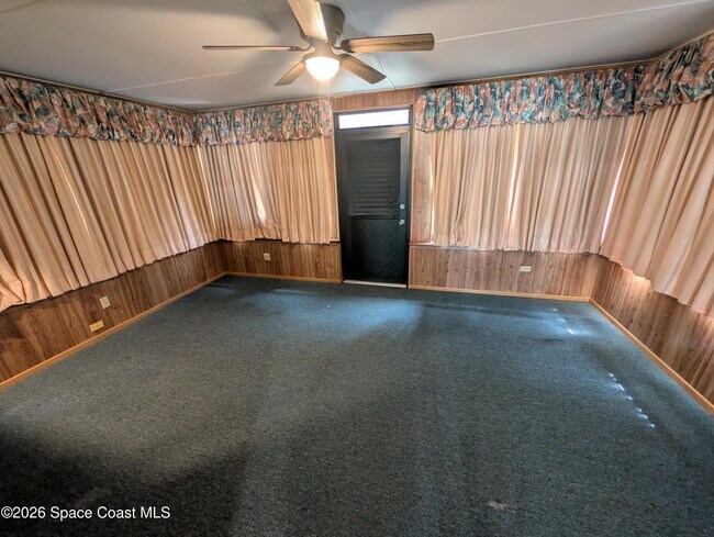 Building Photo - 2655 Wilmette Ave