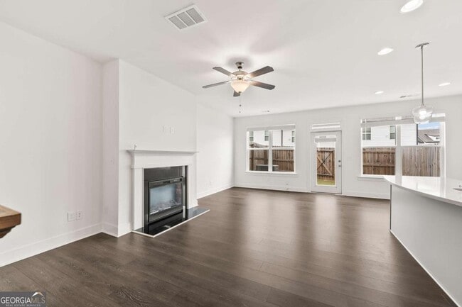 Building Photo - 98 Auburn Valley Wy