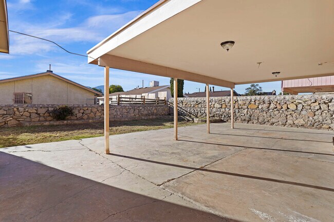 Building Photo - 10953 Casey Stengel Pl