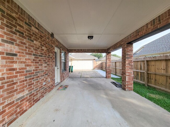 Building Photo - 8914 San Patricio Ct