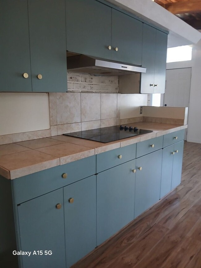 Building Photo - 4 Bedroom 2 bath home near lake Tenkiller ...