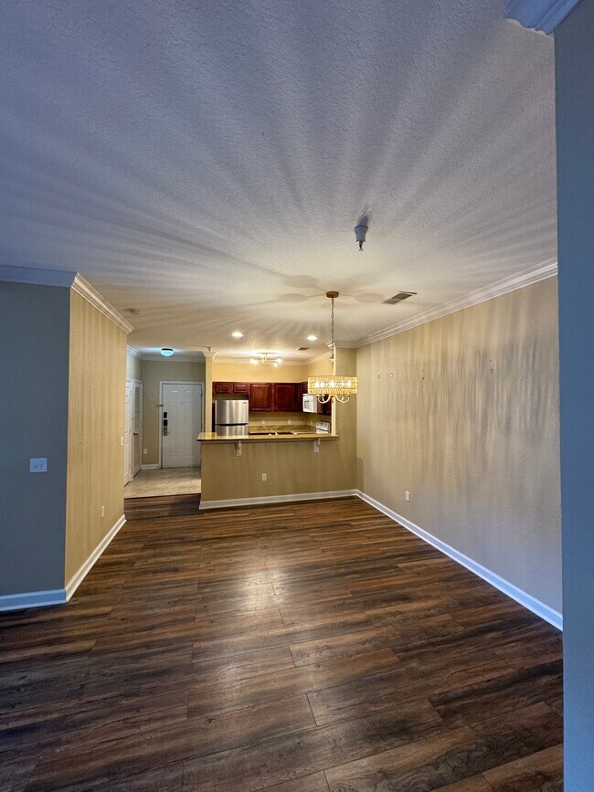 Building Photo - 1371 Tuscan Terrace