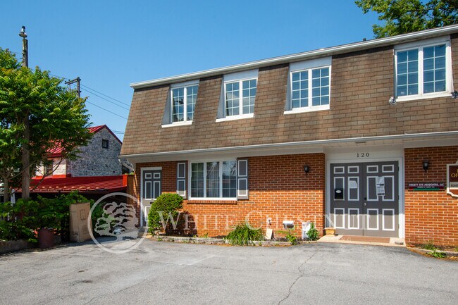Building Photo - 120 S Hanover St
