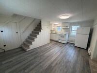 Building Photo - 88 N State St