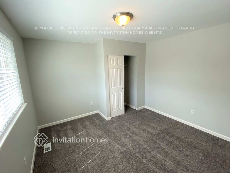 Building Photo - 1209 181st St Ct E