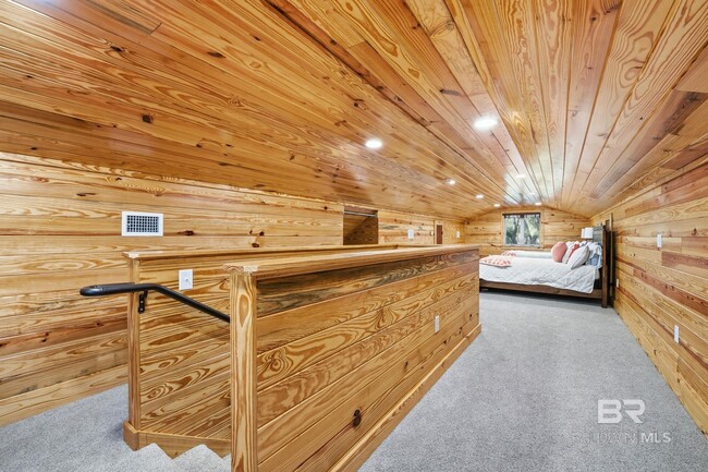 Building Photo - 27522 Burkhardt Dr