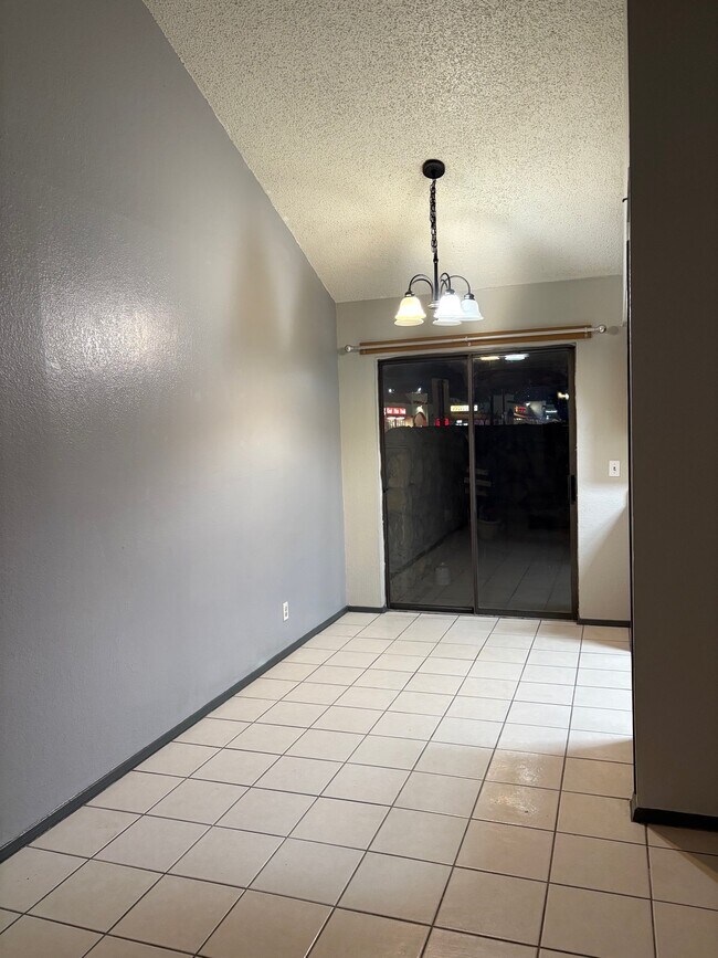 Building Photo - 1901 Amy Sue Dr