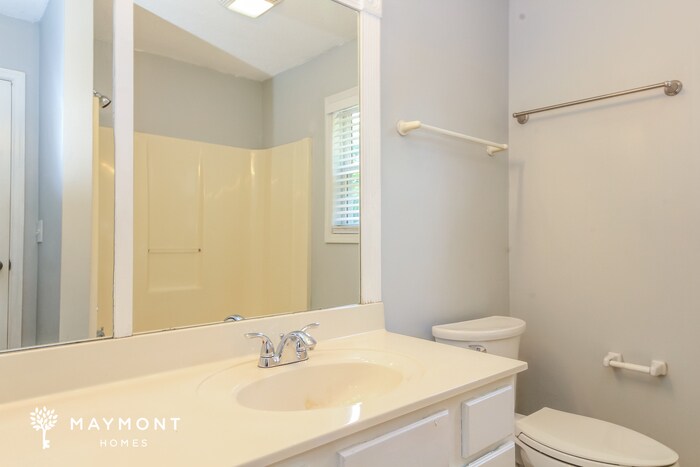 Building Photo - 491 Weymouth Ct