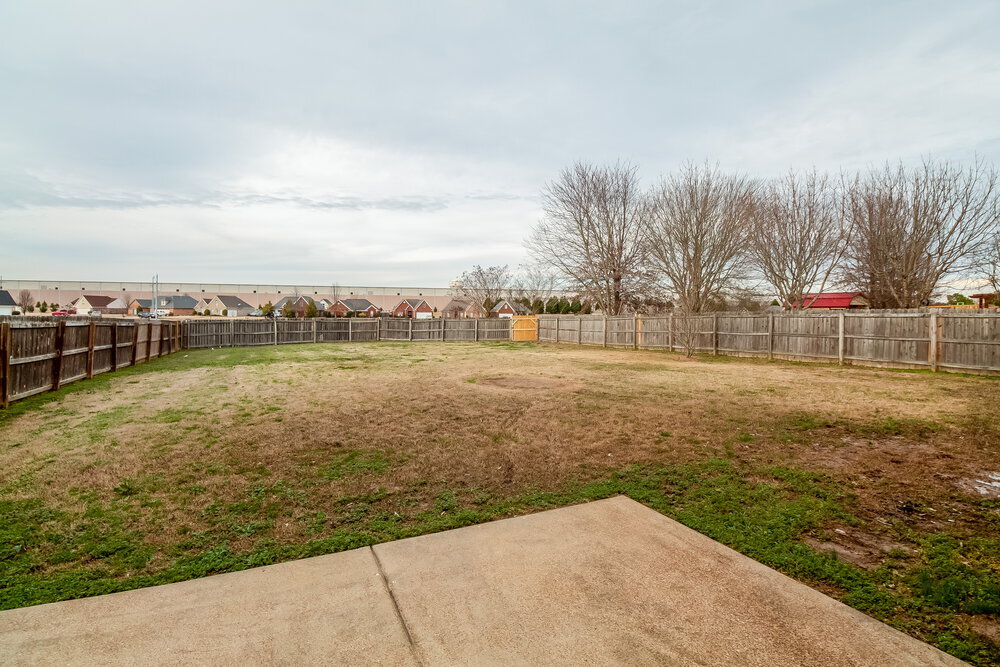 Building Photo - 906 Lakemont Dr