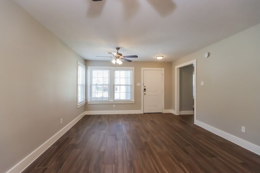Building Photo - 18154 Windy Oaks Ct