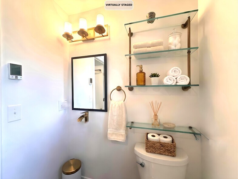 Building Photo - 32 Salisbury Rd