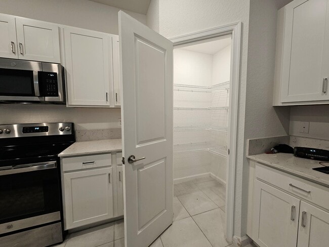 Building Photo - 4231 Troon Pl