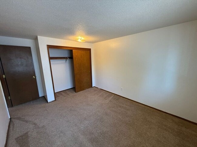 Building Photo - 3779 Iberis St NE