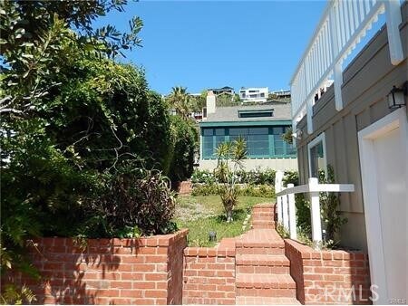 Building Photo - 2626 Solana Way