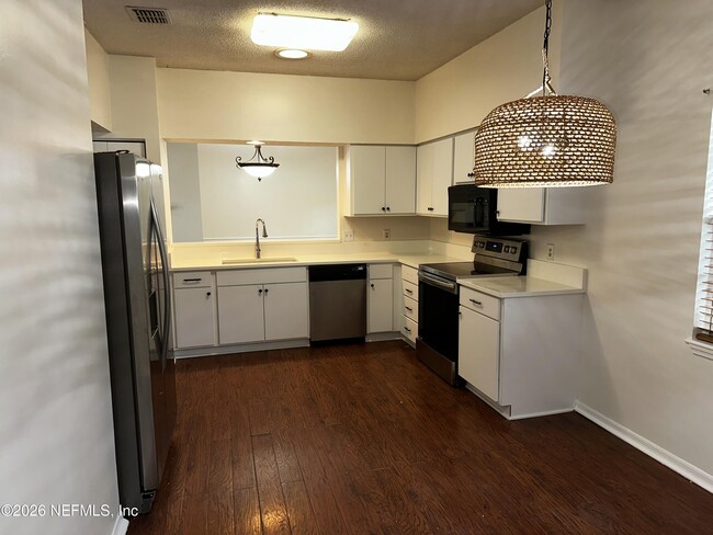 Building Photo - 6160 Chambore Ct
