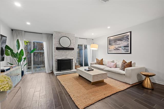 Building Photo - 4306 Buena Vista St