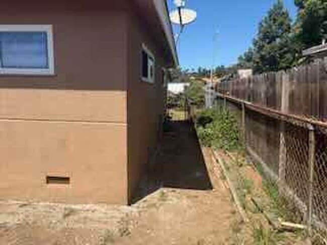 Building Photo - Great Two bedroom home in La Mesa