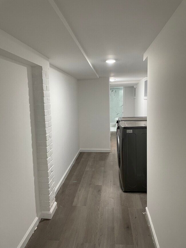 Building Photo - 79 Broad St